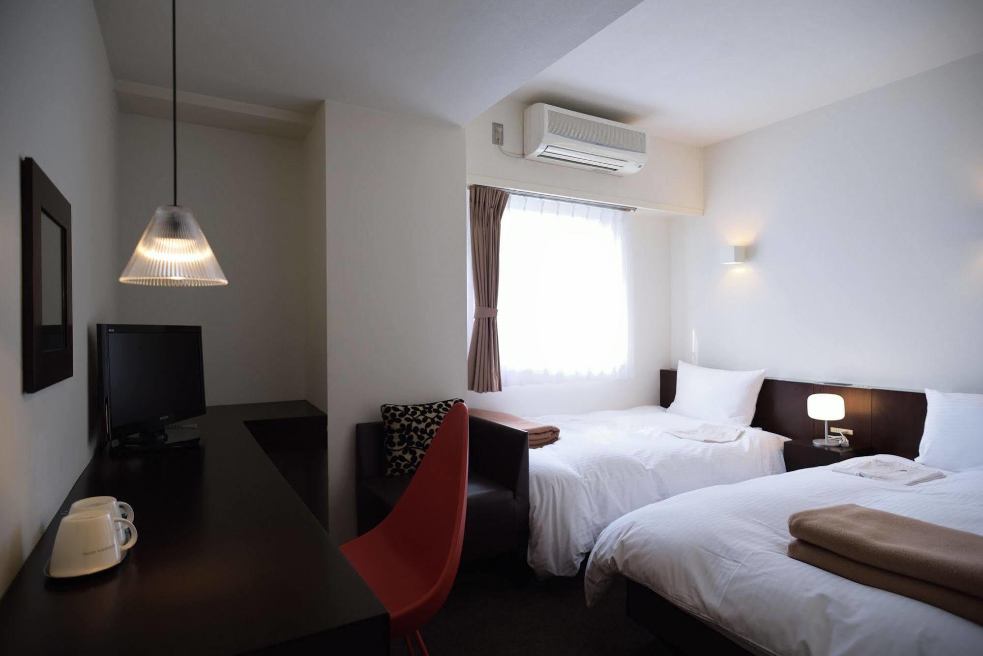7 Days Hotel Plus Kōchi Eksteriør billede
